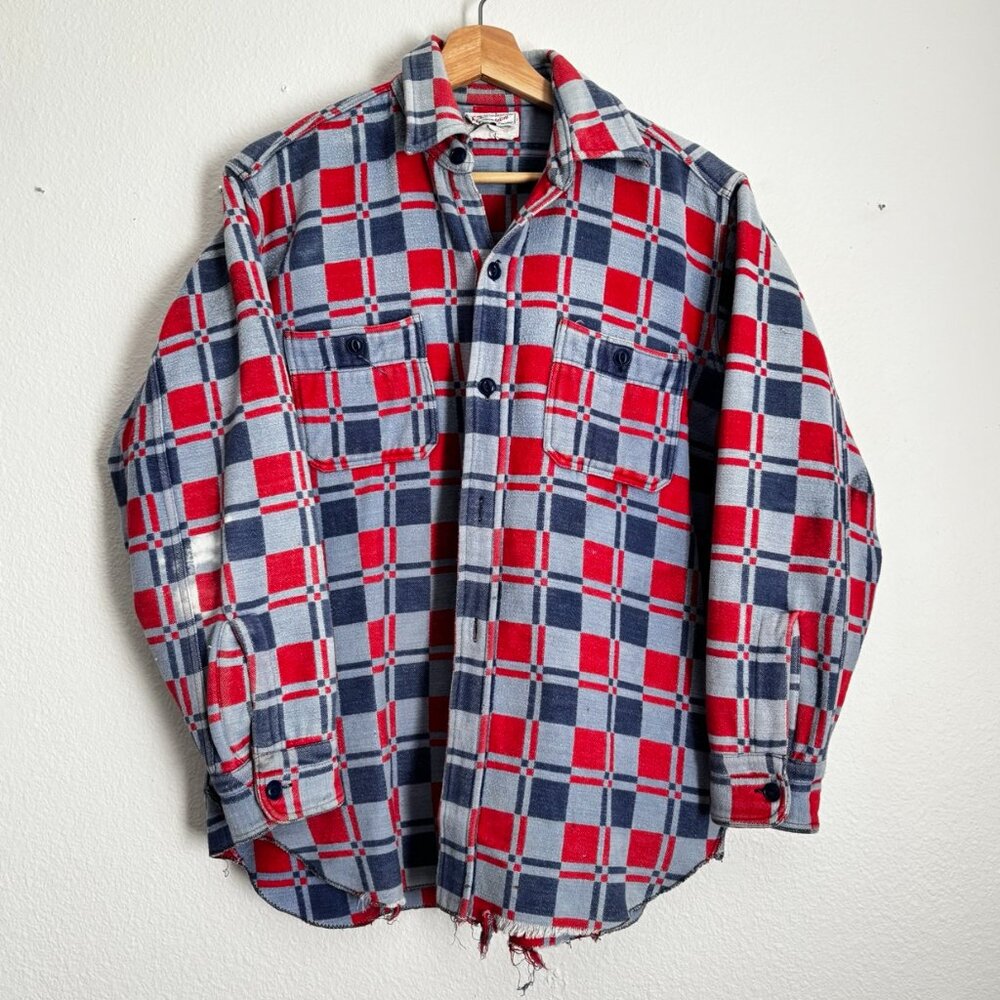 Vintage Champion Men’s Heavyweight Cotton Plaid Flannel – Distressed Fade - Larg